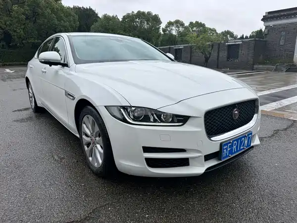 Jaguar XEL 2019