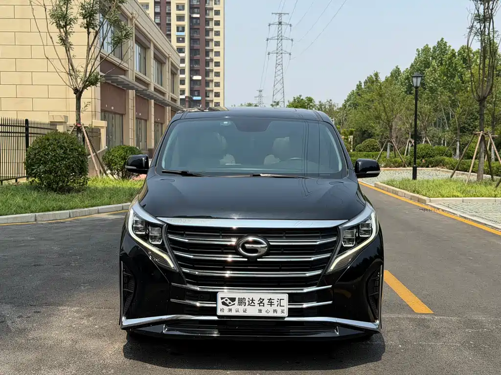 GAC Motor Trumpchi M8 2022 — фото 2