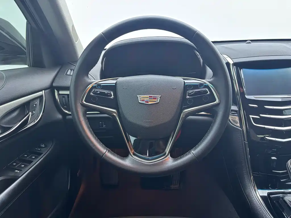 Cadillac ATS-L 2016 — фото 19