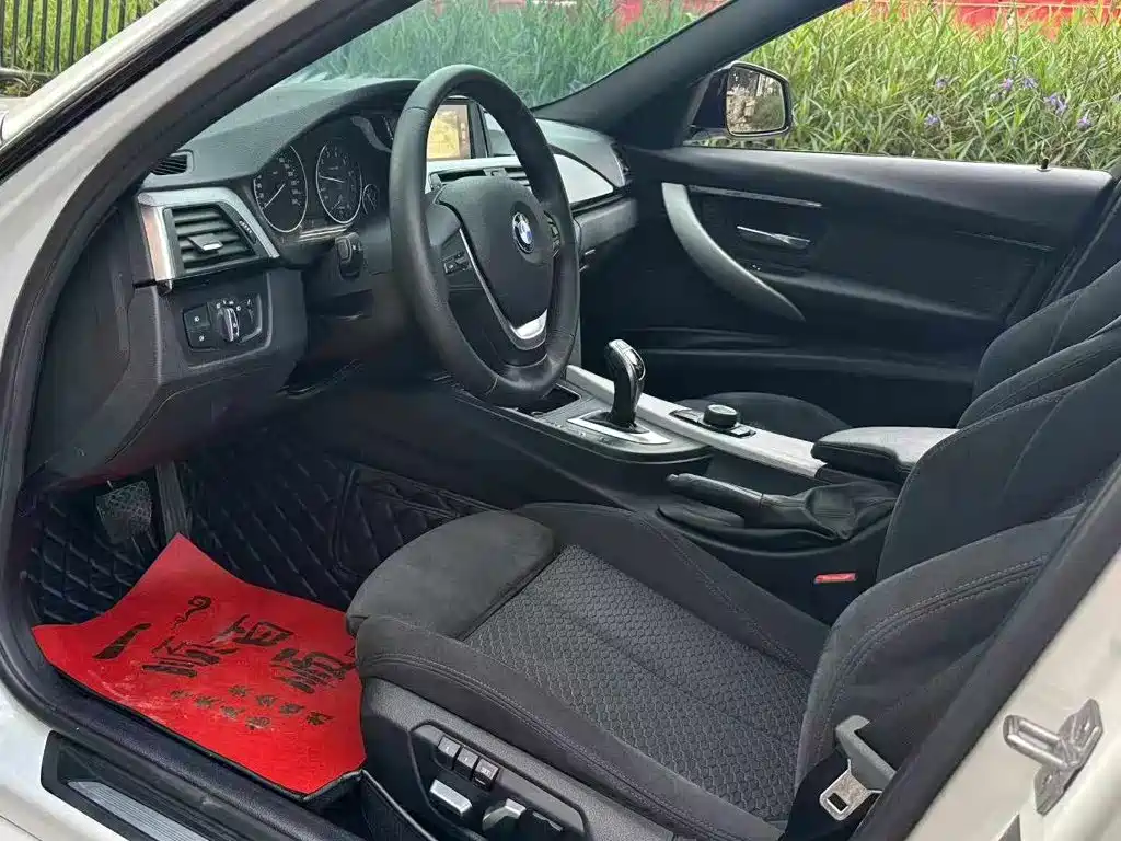BMW 3 Series 2017