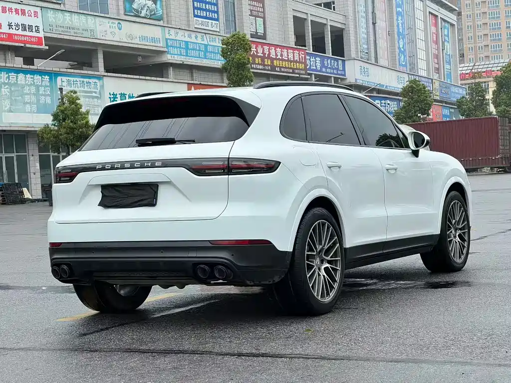 Porsche Cayenne 2019 — фото 9