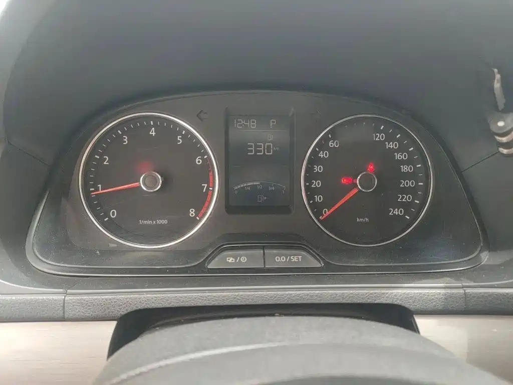 Volkswagen Lavida 2014