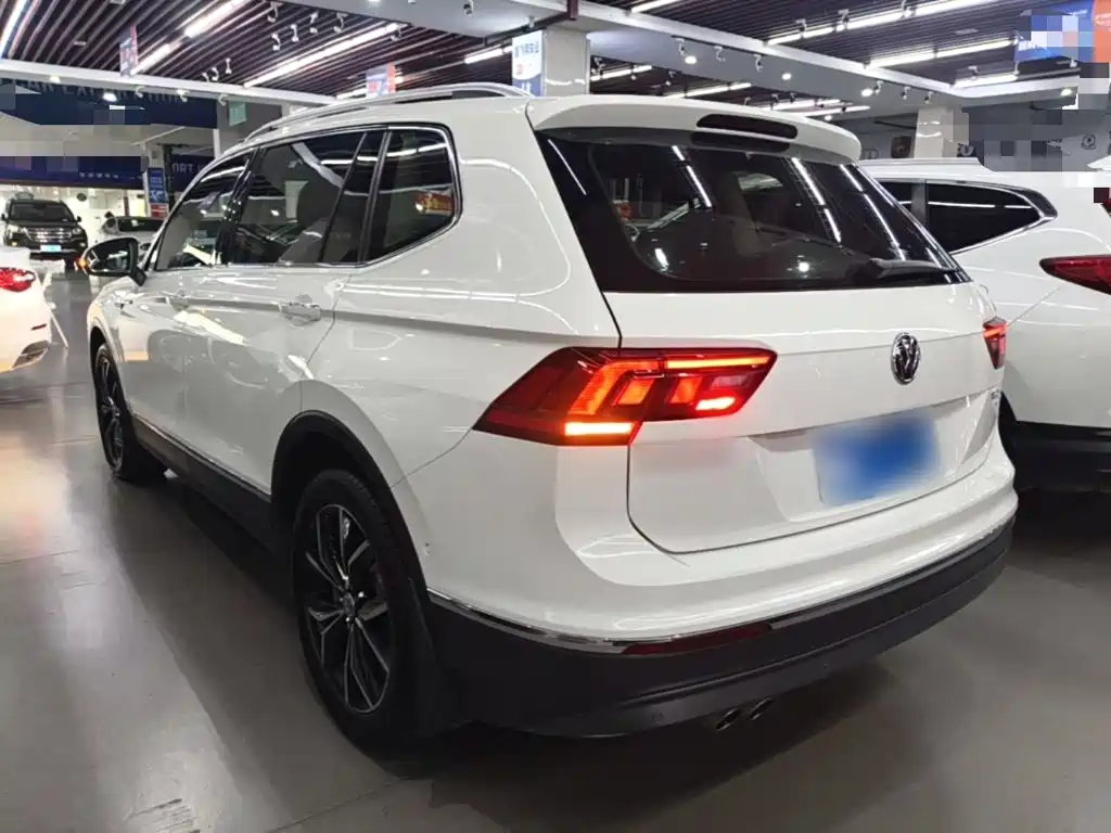 Volkswagen Tiguan L 2020