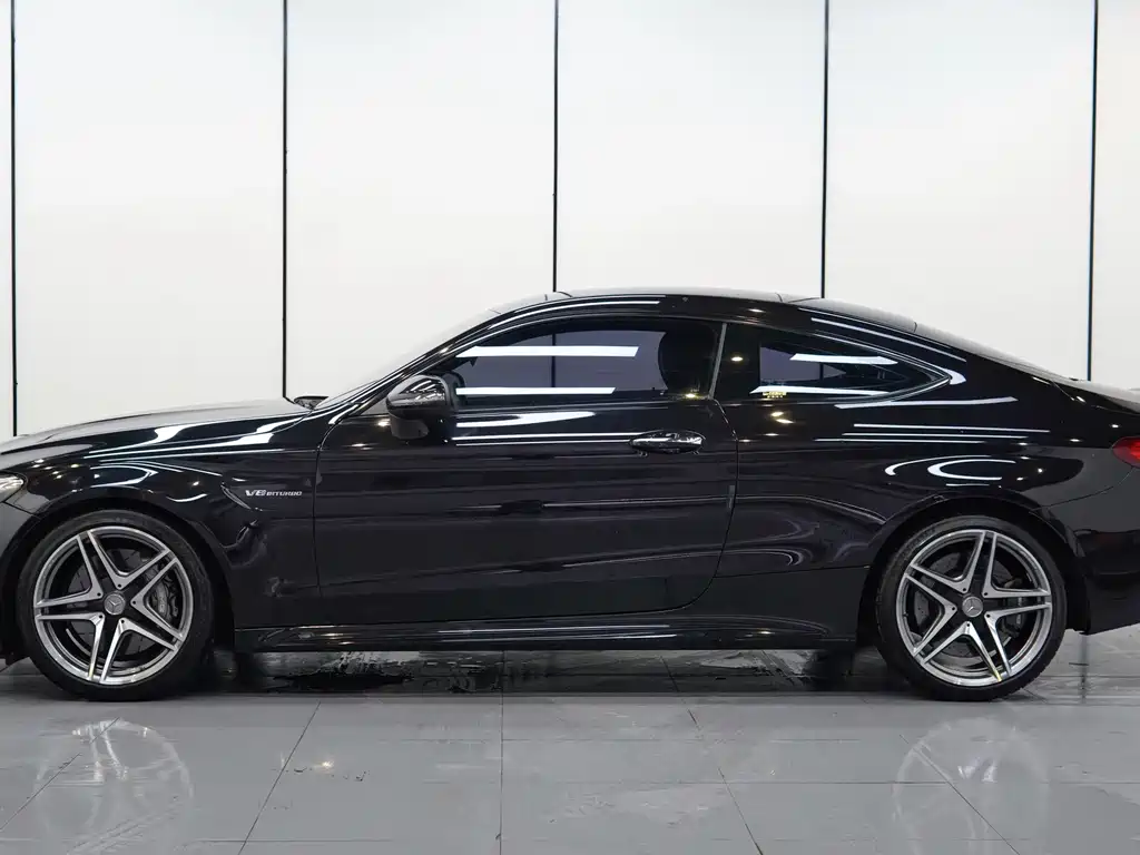 Mercedes-Benz C-Class AMG 2018 — фото 4