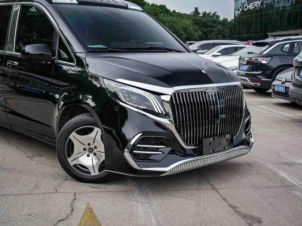 Mercedes-Benz Vito 2023 — фото 4