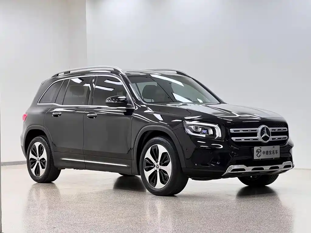 Mercedes-Benz GLB 2023
