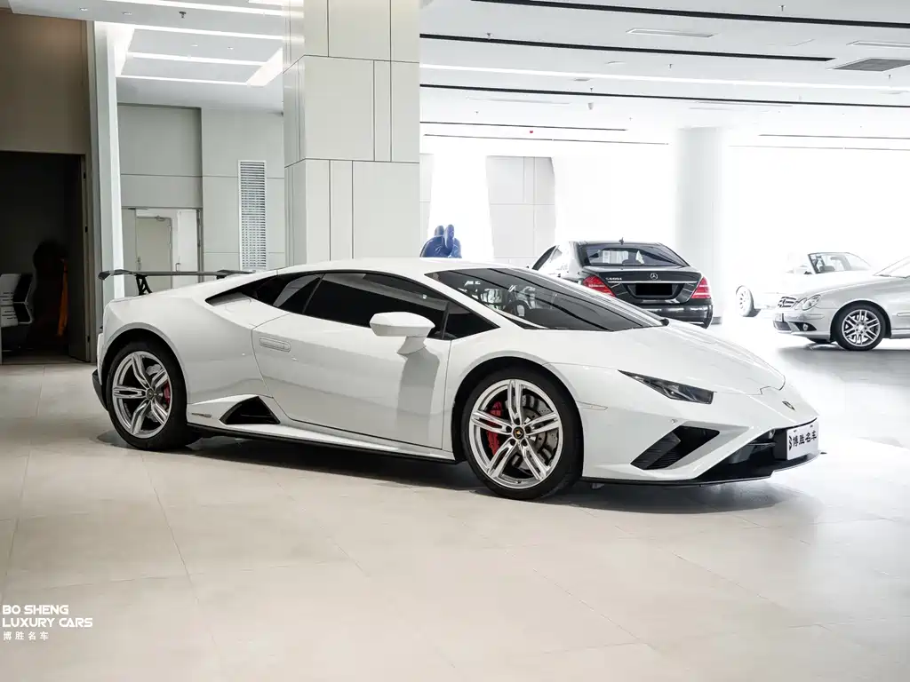 Lamborghini Huracán 2021 — фото 3