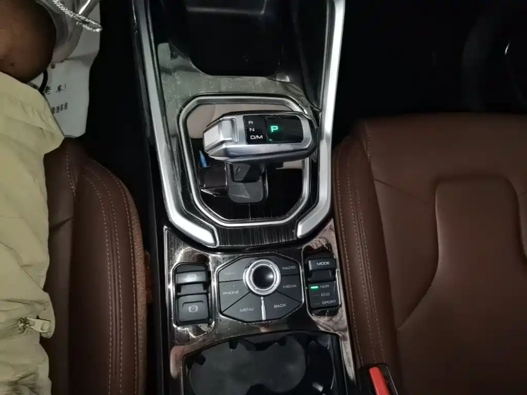Haval H6 2017 — фото 14
