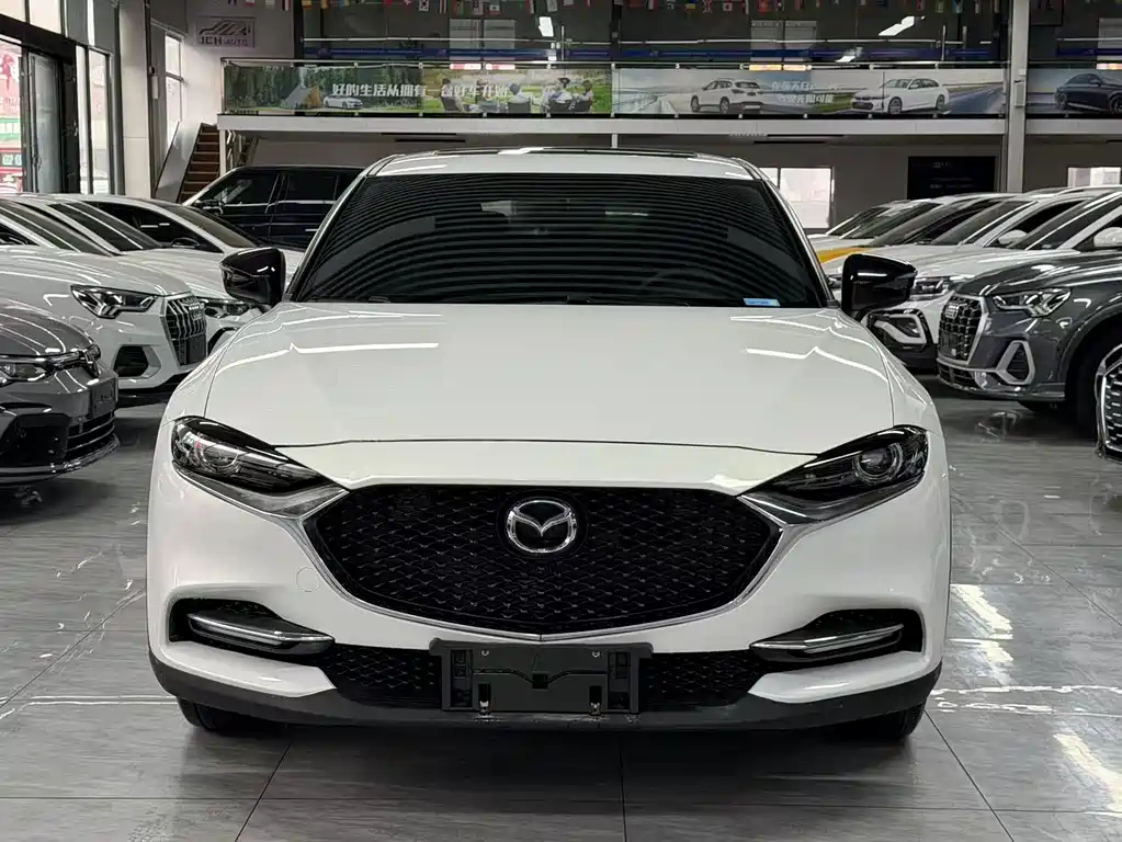Mazda CX-4 2023