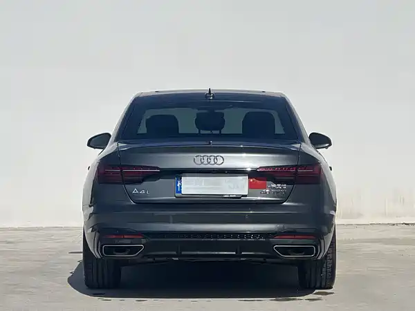 Audi A4L 2023