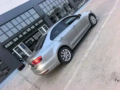 Volkswagen Sagitar 2012