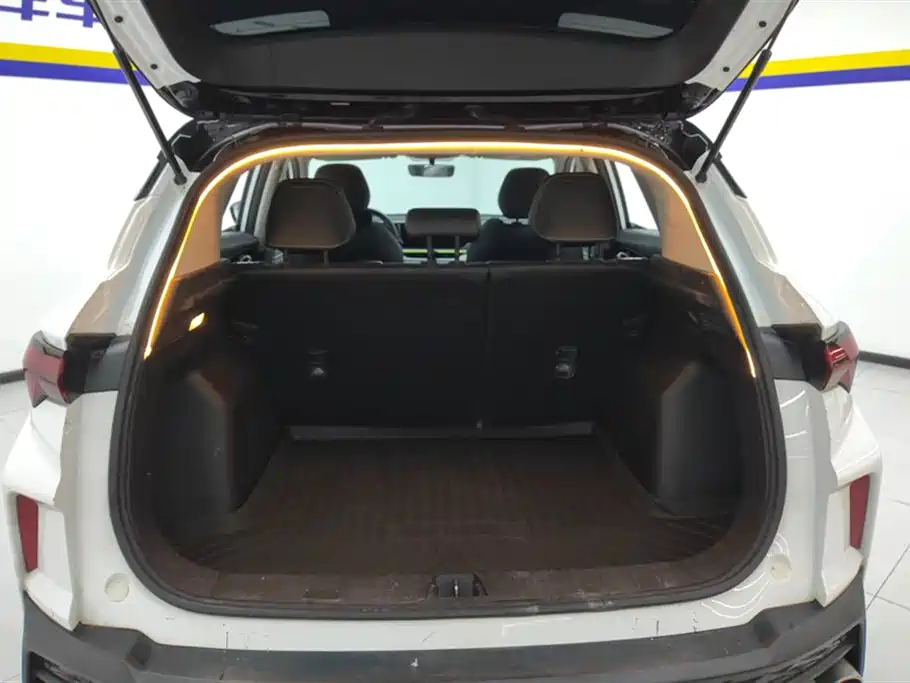 Geely Binyue 2022