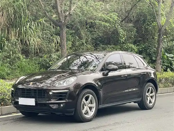 Porsche Macan 2014