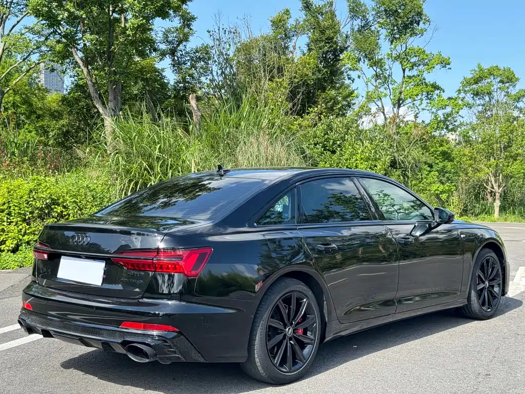 Audi A6L 2025 — фото 18