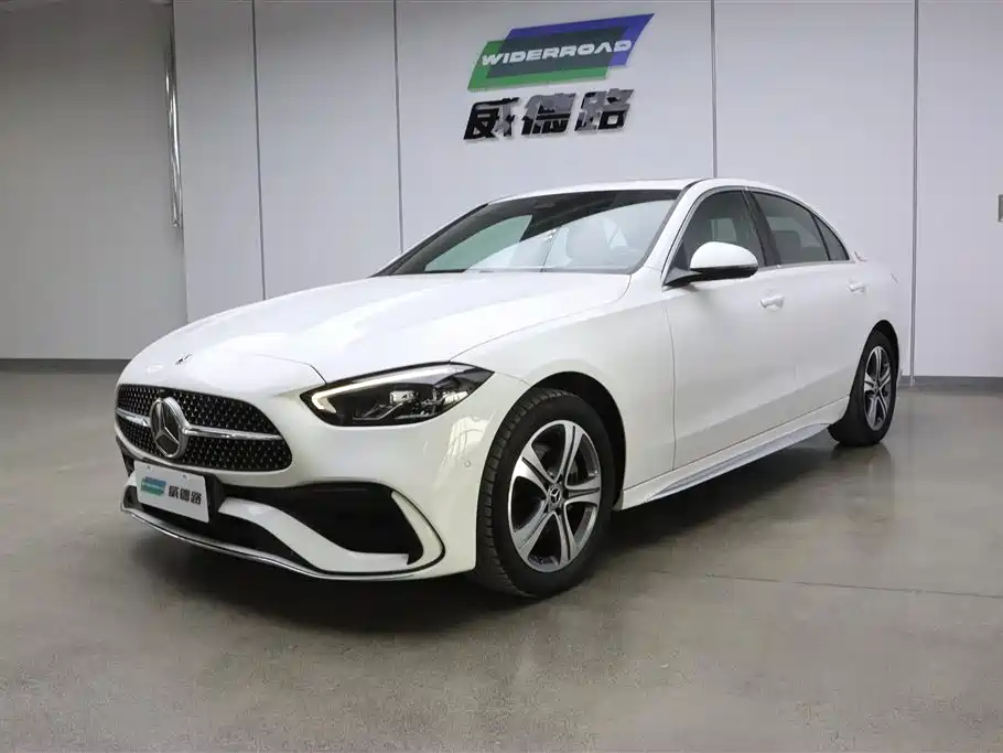 Mercedes-Benz C-Class 2023 — фото 1