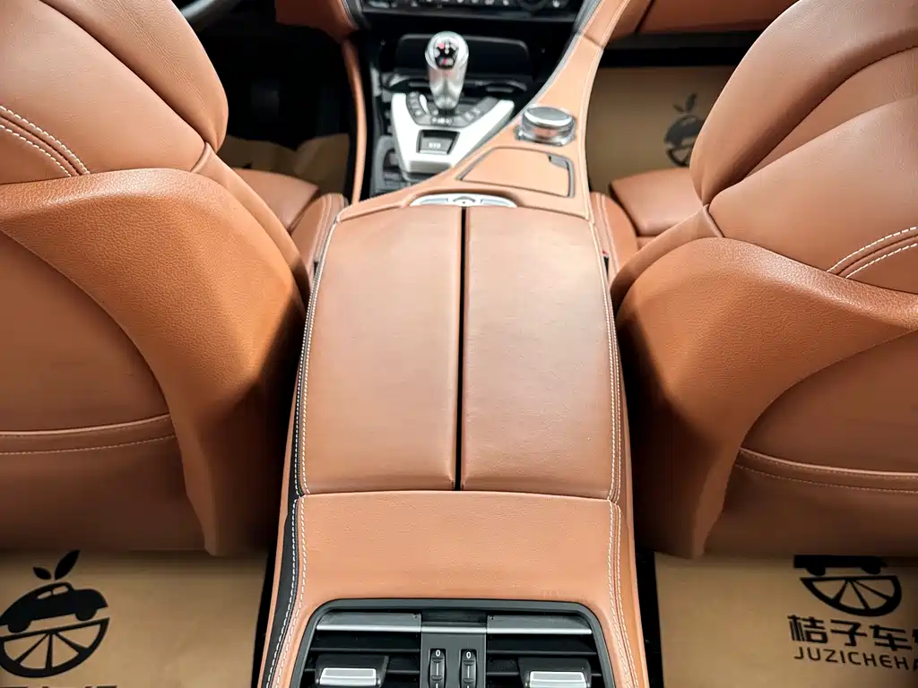 BMW M6 2018 — фото 18