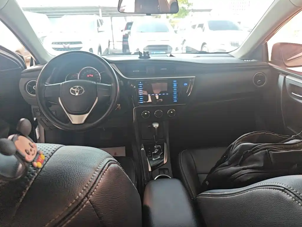 Toyota Corolla 2019 — фото 10