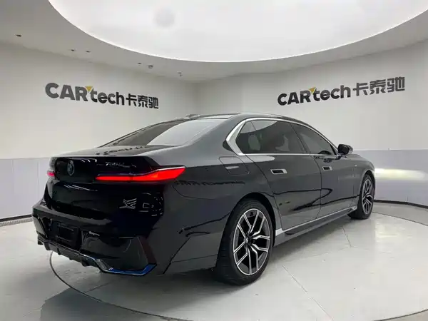 BMW 7 Series 2023