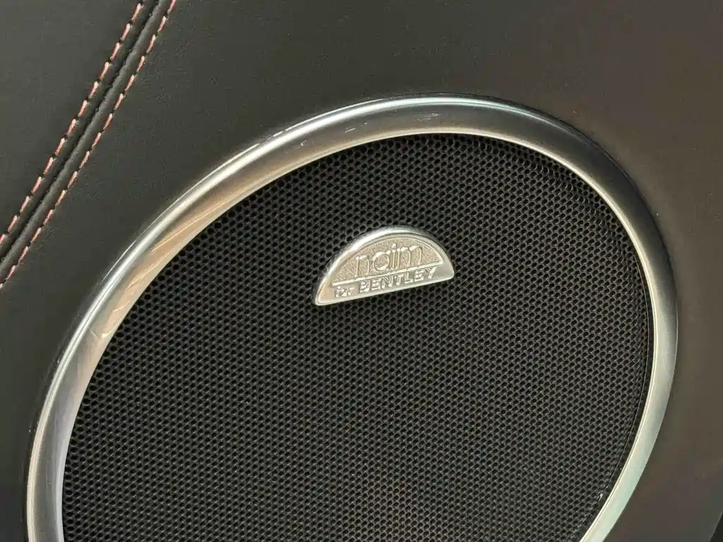 Bentley Continental 2016 — фото 14