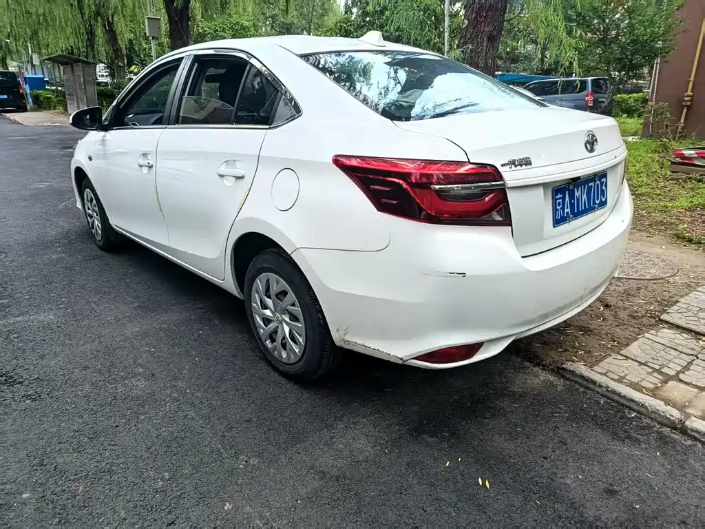 Toyota Vios 2022 — фото 24