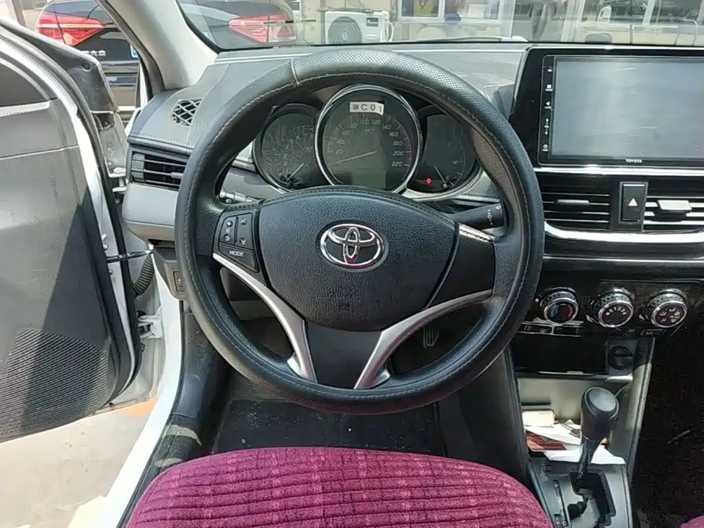 Toyota Vios 2022 — фото 11