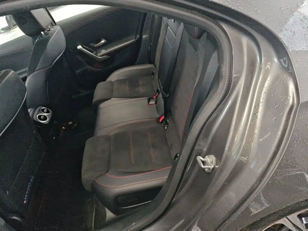 Mercedes-Benz A-Class 2023 — фото 17