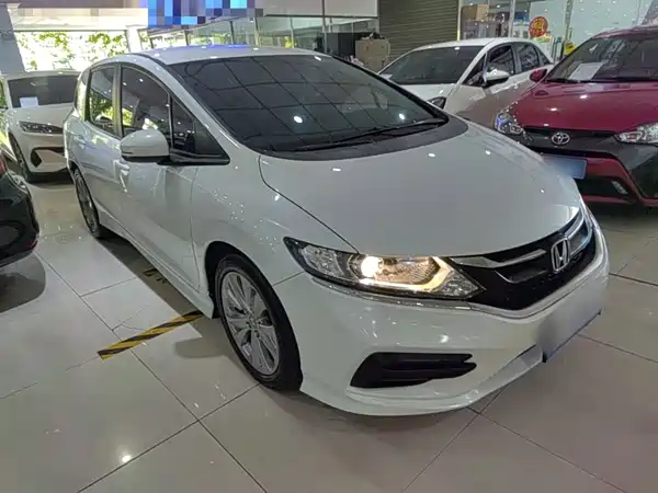 Honda Jade 2018