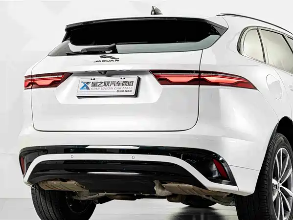 Jaguar F-PACE 2023