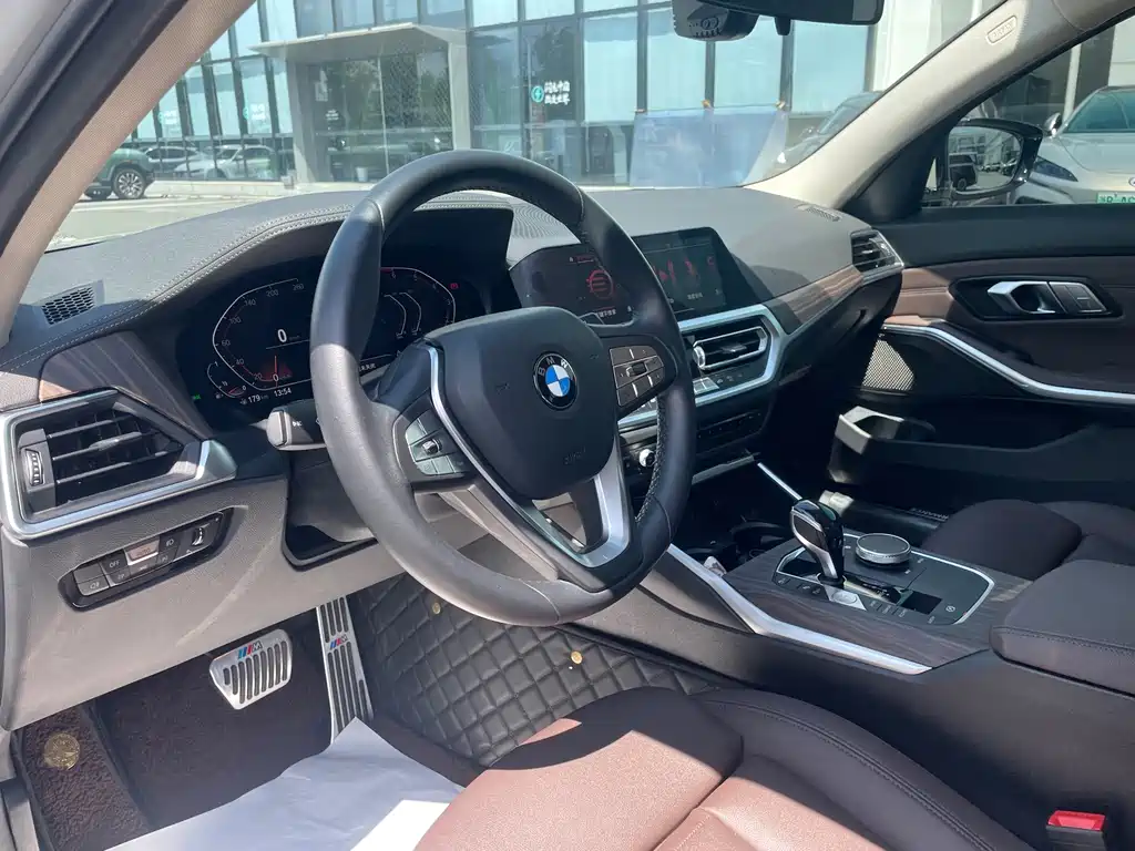 BMW 3 Series 2020