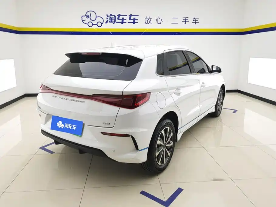 BYD e2 2020