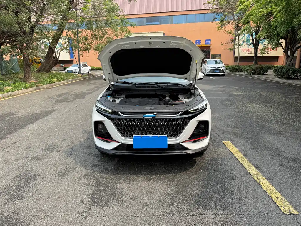 Changan Auchan X7 PLUS 2022 — фото 18