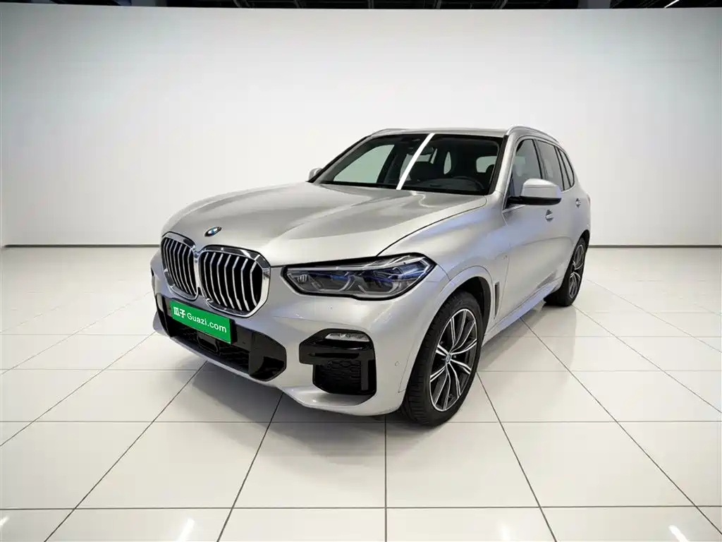 BMW X5 2019 — фото 1