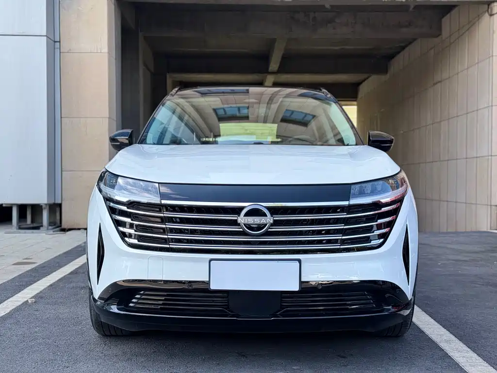 Nissan Teramont 2025