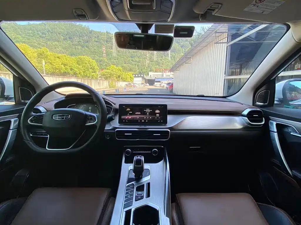 Geely Binyue 2019