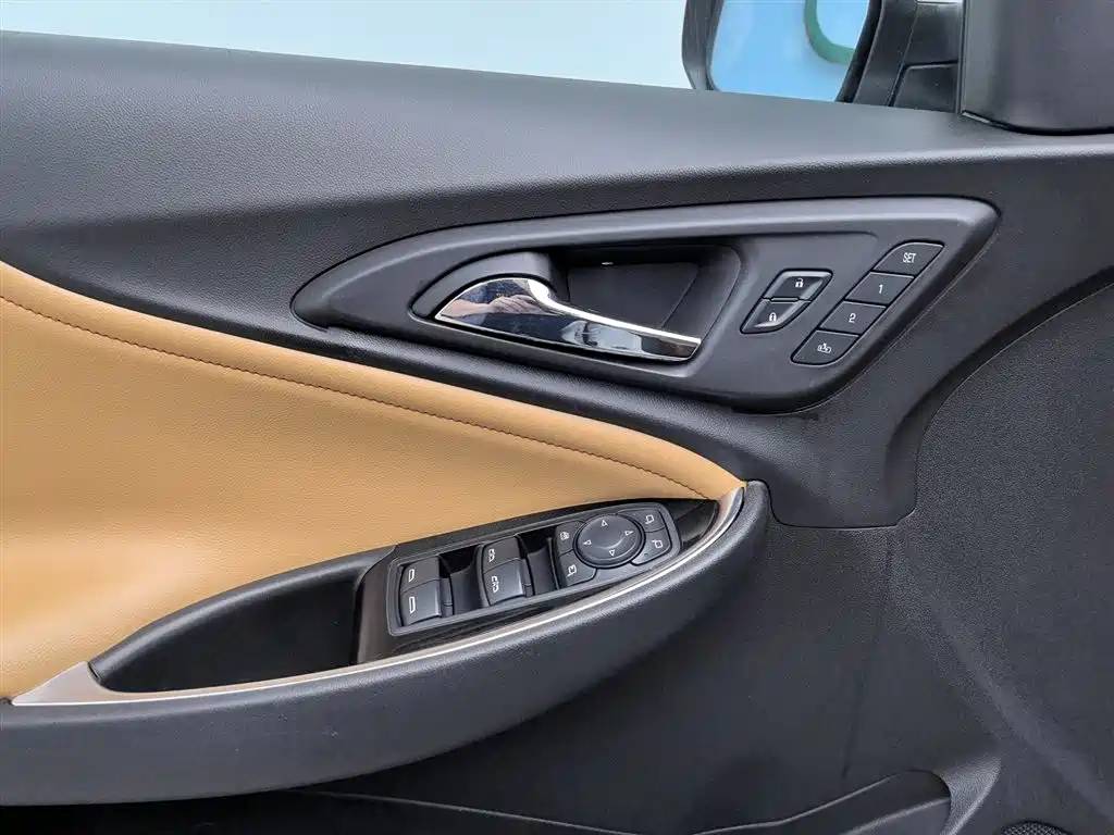 Chevrolet Malibu XL 2017 — фото 9