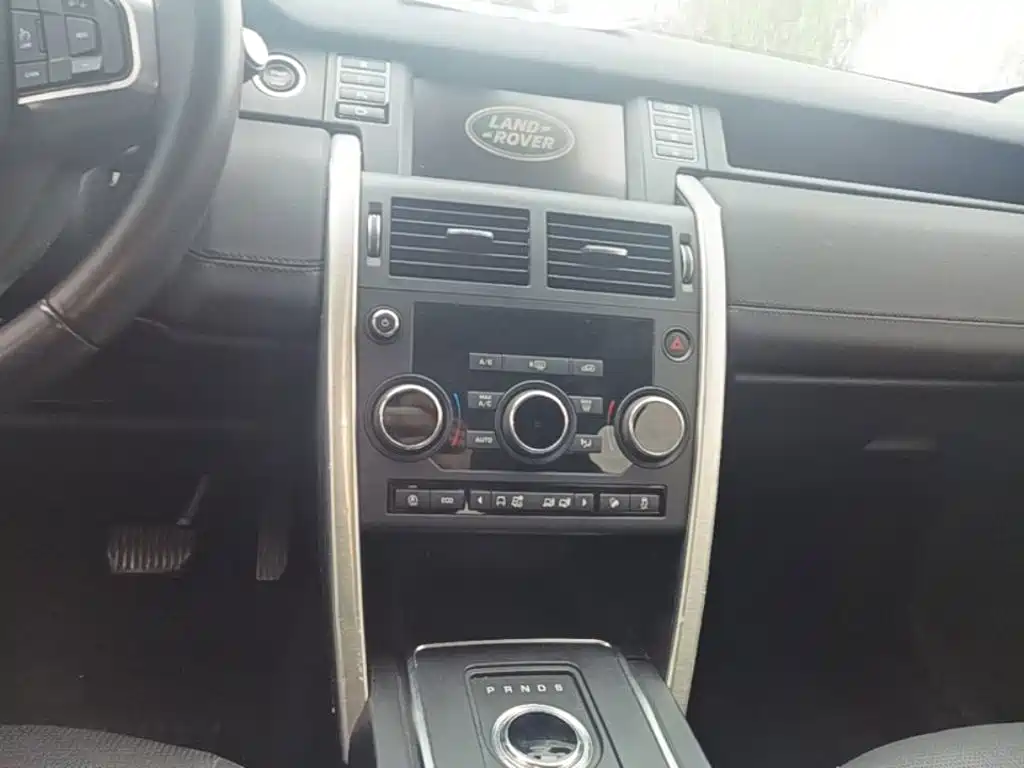 Land Rover Discovery Sport 2019 — фото 13