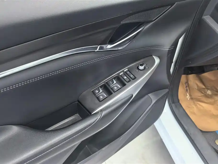 Changan CS75 PLUS 2019 — фото 7
