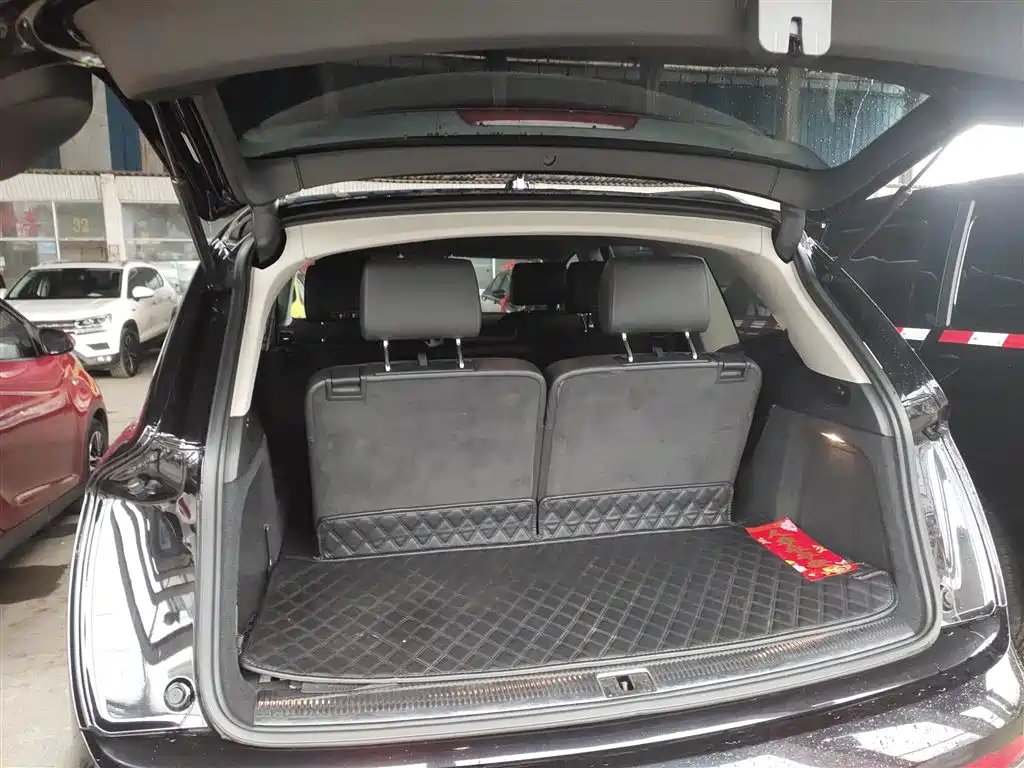 Audi Q7 2015 — фото 15