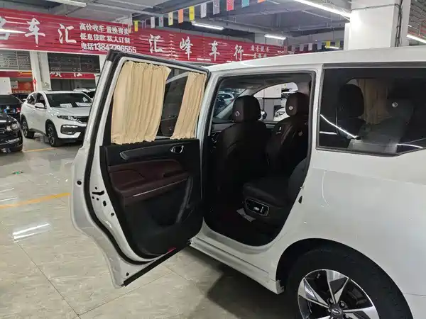 GAC Trumpchi M6 2022