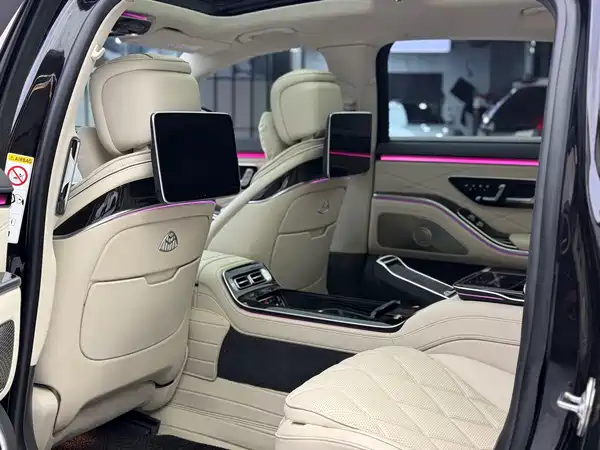 Mercedes-Benz Maybach S-Class 2023