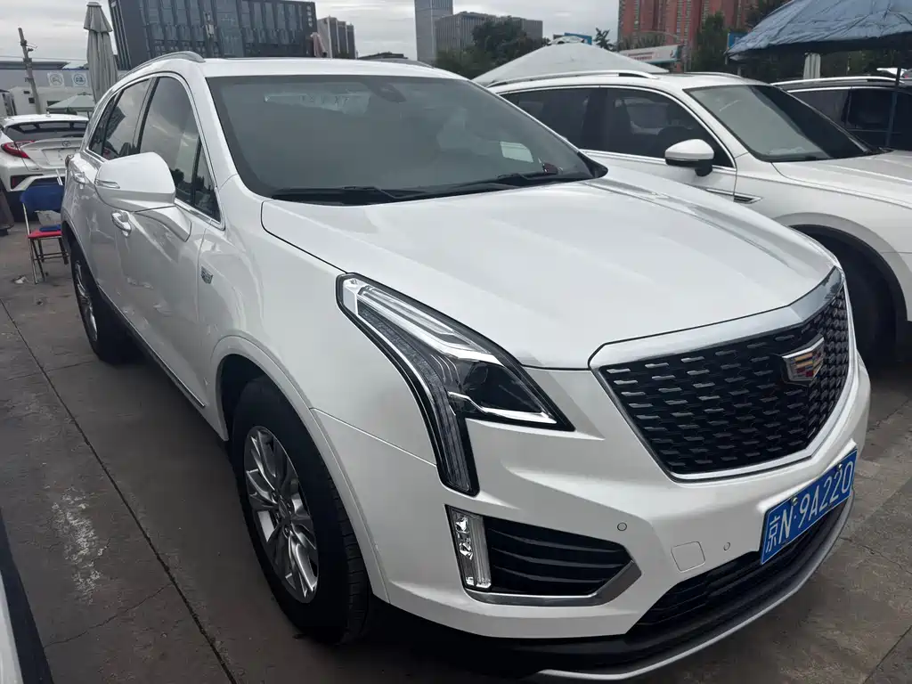 Cadillac XT5 2021 — фото 3
