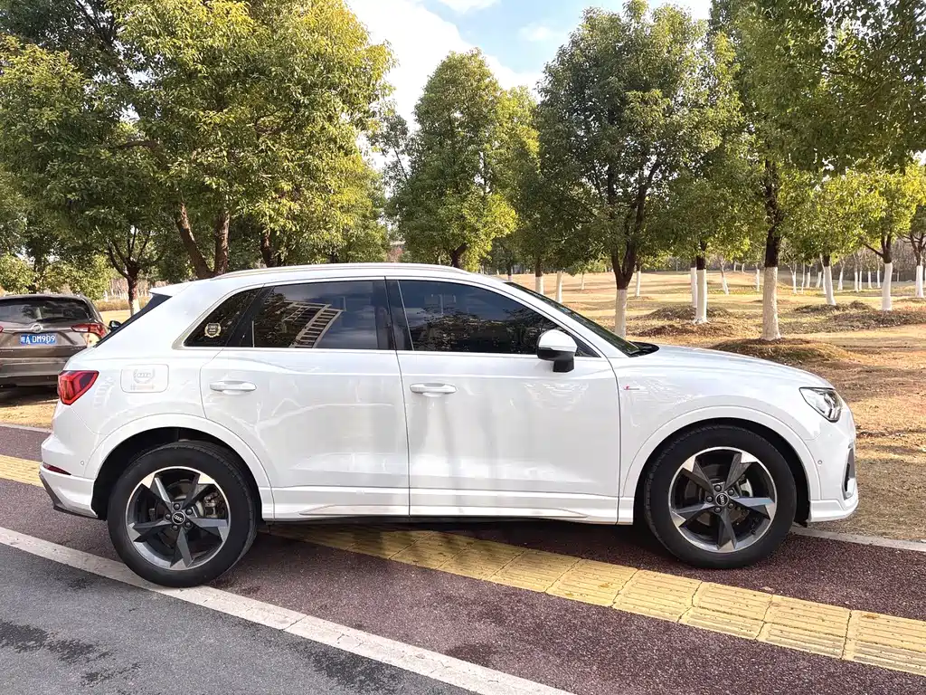 Audi Q3 2022