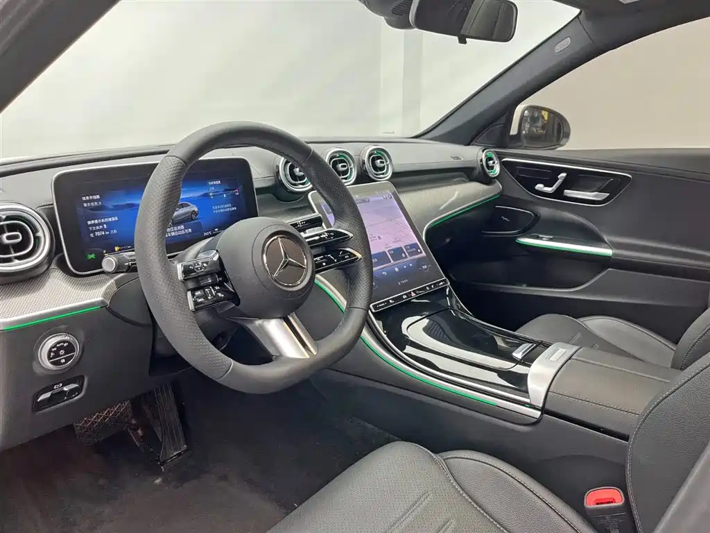 Mercedes-Benz C-Class 2023 — фото 14