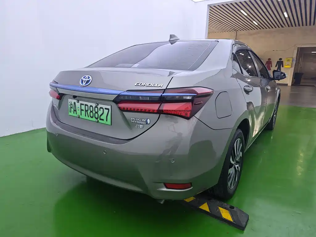 Toyota Corolla Hybrid 2020 — фото 4