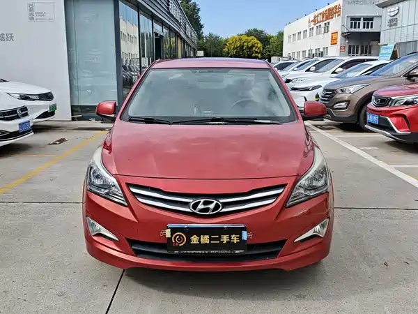 Hyundai Accent 2014