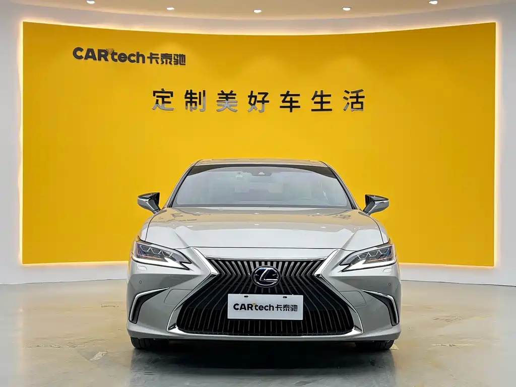 Lexus ES 2021 — фото 2