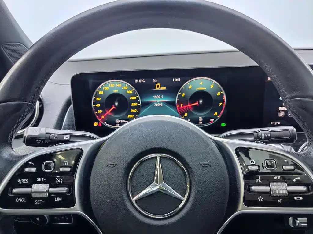 Mercedes-Benz GLB 2020 — фото 12