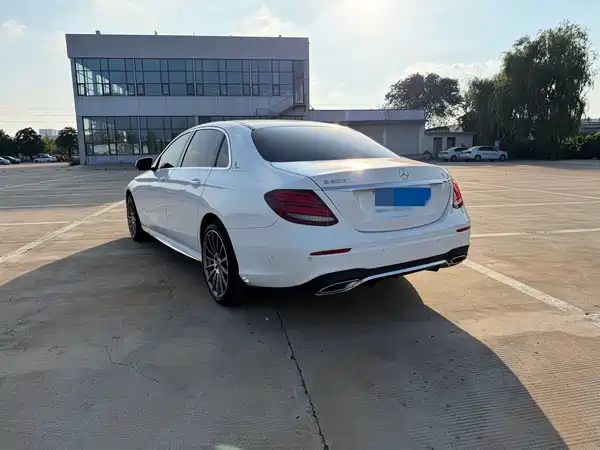 Mercedes-Benz E-Class 2019