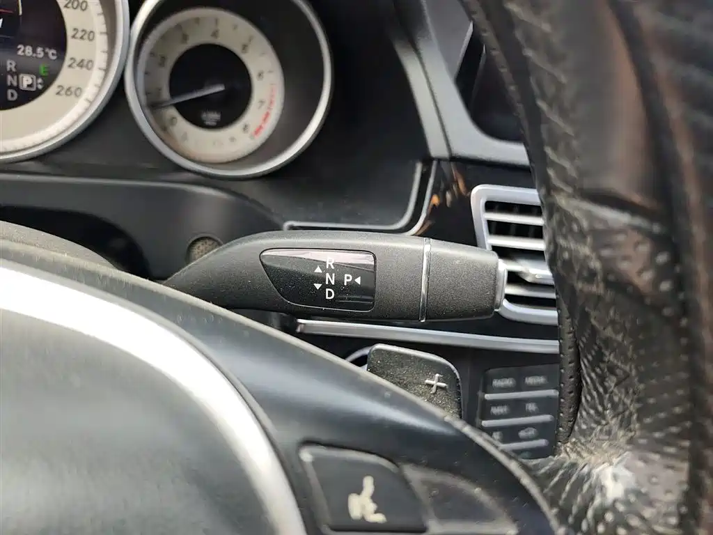 Mercedes-Benz E-Class 2015 — фото 14