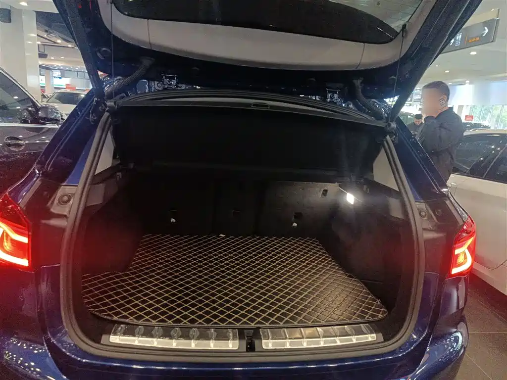 BMW X1 2019 — фото 15